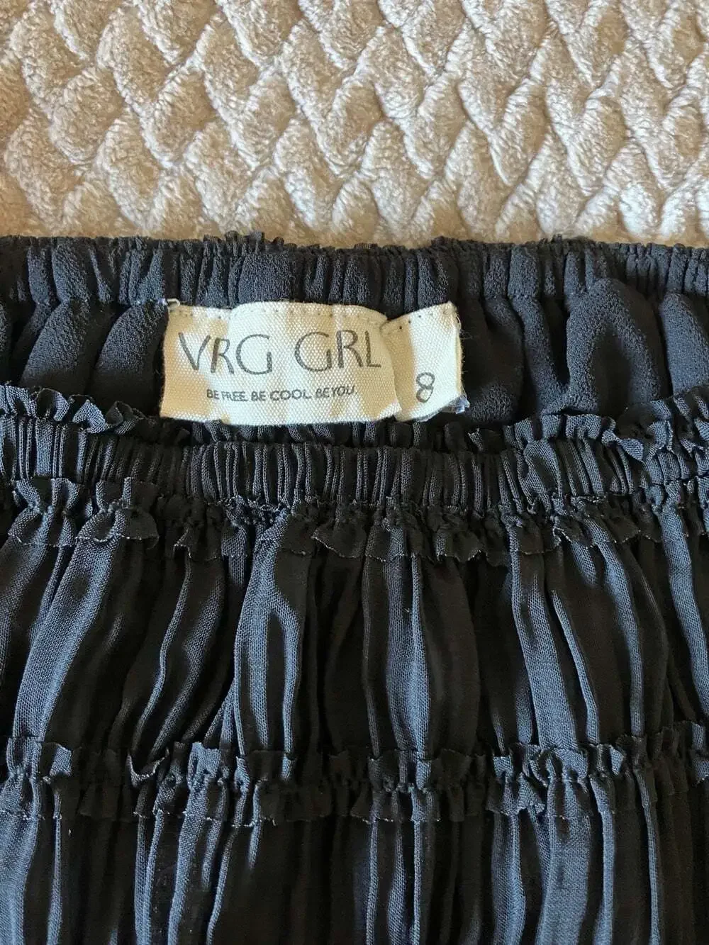 VRG GRL Mia Top & Midi Skirt, Shirred Plisse Elastic Waist Black Size 8 Lined